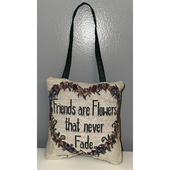 The Unbranded Brand Other - Friends Are Flowers' Tapestry Pillow Door Hanger Floral Heart/Green Back 6"